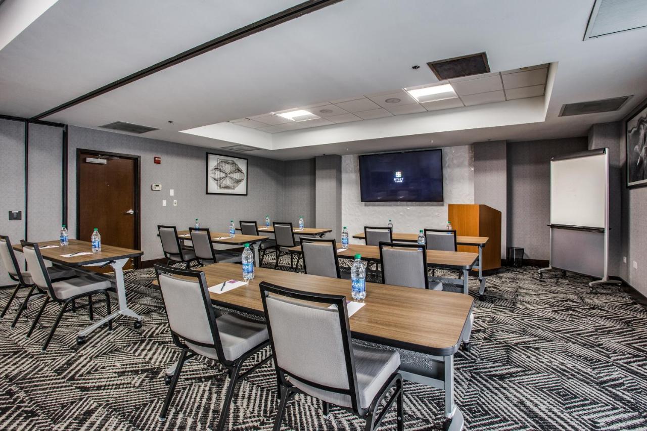 Hyatt Place Fort Worth / Cityview Exterior photo