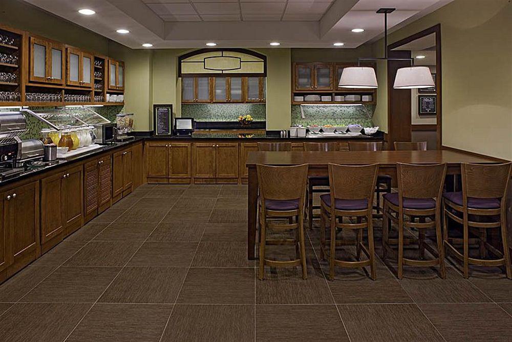 Hyatt Place Fort Worth / Cityview Restaurant photo