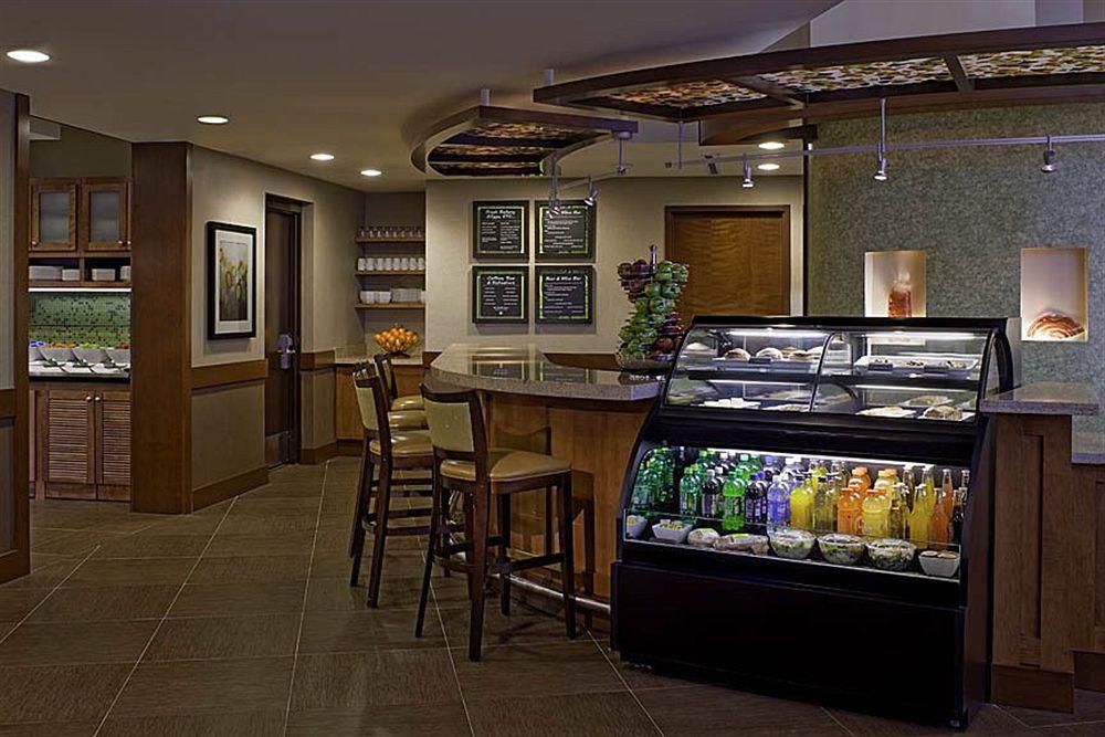 Hyatt Place Fort Worth / Cityview Restaurant photo